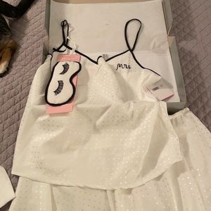 Never worn Kate Spade “Mrs” pajama set
